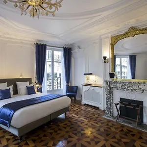 Vestay George V , Paris France